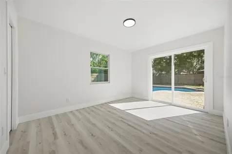 1204 Moondale Court Valrico FL 33596