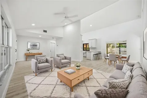1204 Moondale Court Valrico FL 33596