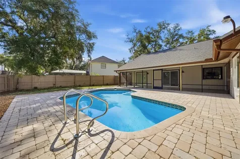 1204 Moondale Court Valrico FL 33596