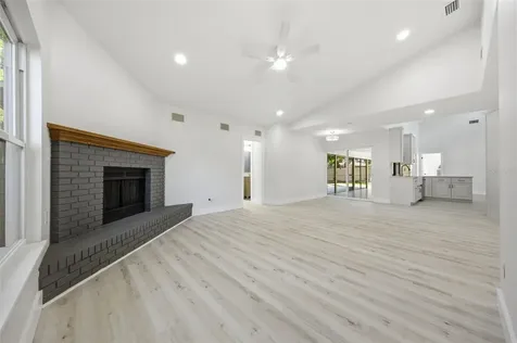 1204 Moondale Court Valrico FL 33596