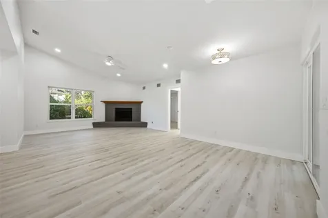 1204 Moondale Court Valrico FL 33596