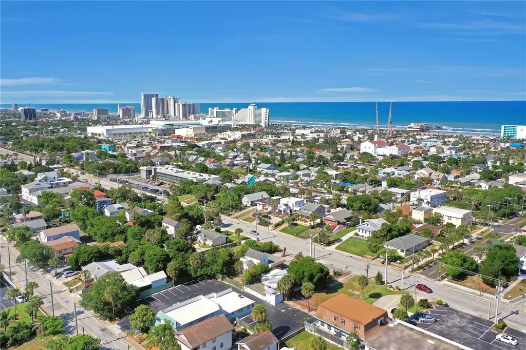162 S Peninsula Drive Daytona Beach FL 32118