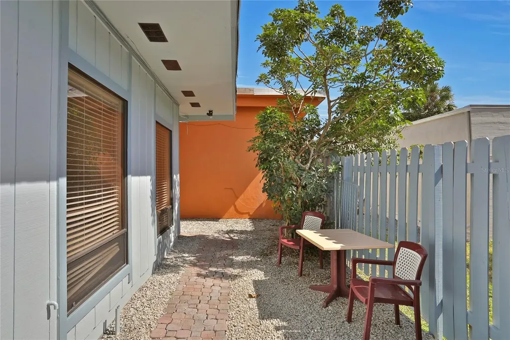 162 S Peninsula Drive Daytona Beach FL 32118