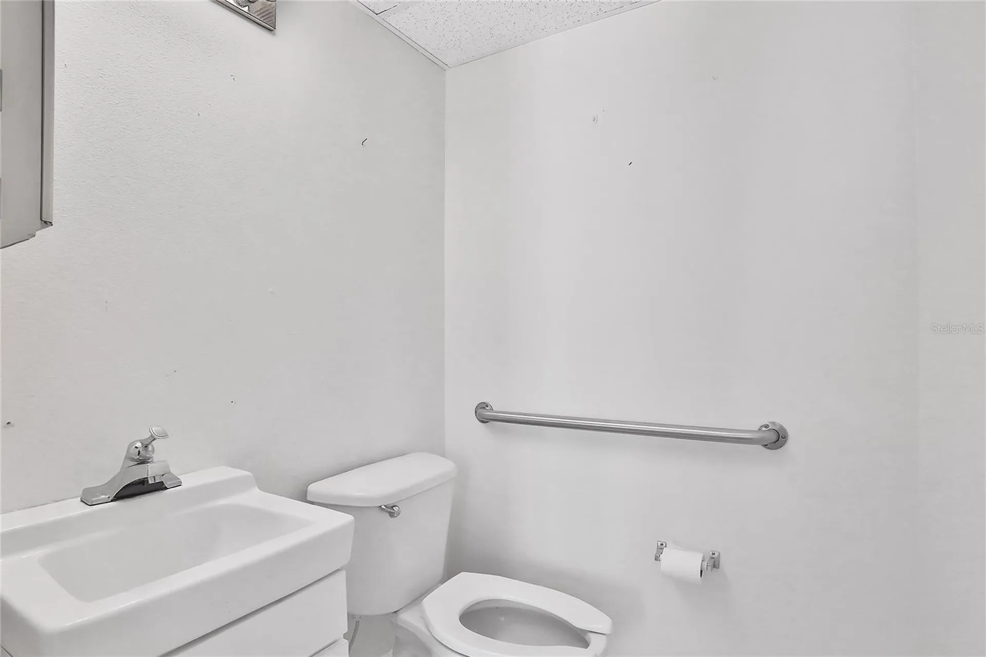 162 S Peninsula Drive Daytona Beach FL 32118