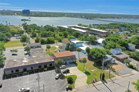 162 S Peninsula Drive Daytona Beach FL 32118