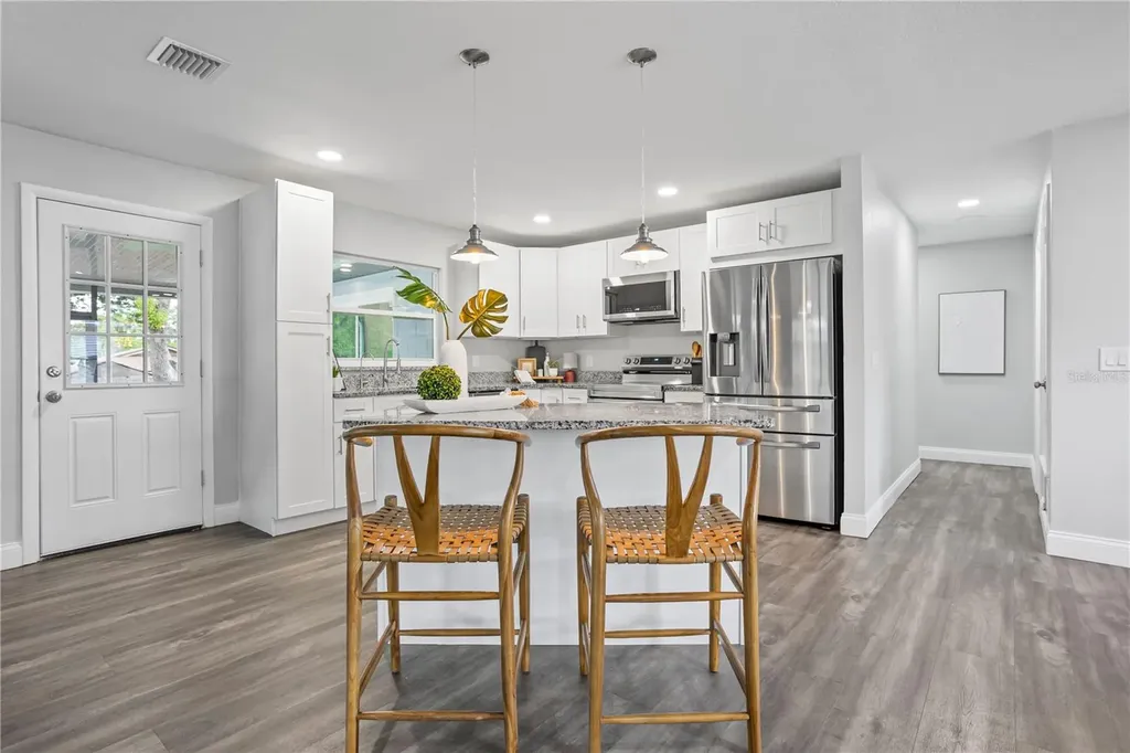 516 Oakwood Court Altamonte Springs FL 32714