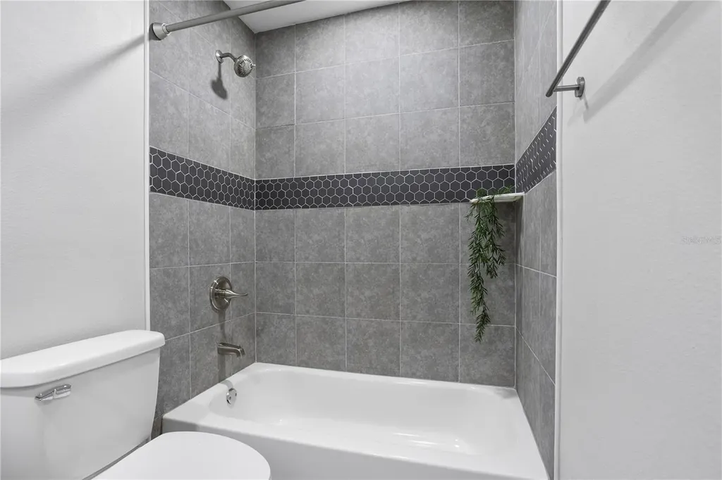 516 Oakwood Court Altamonte Springs FL 32714