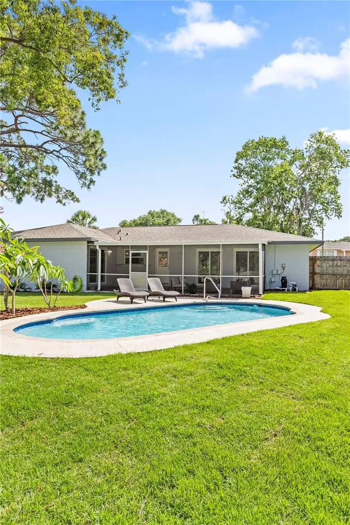 516 Oakwood Court Altamonte Springs FL 32714