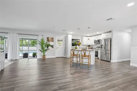 516 Oakwood Court Altamonte Springs FL 32714