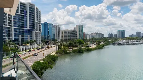 688 Golden Gate Point Sarasota FL 34236