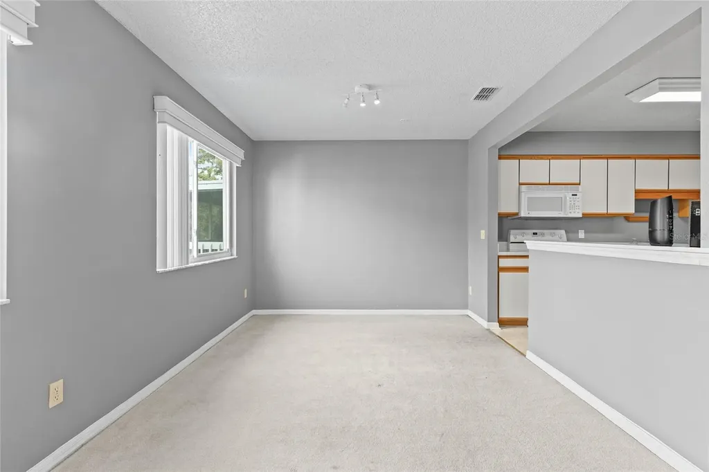 5273 Tunbridge Wells Lane Orlando FL 32812