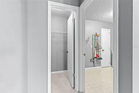 5273 Tunbridge Wells Lane Orlando FL 32812