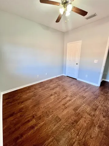 1039 Blackwater Drive Wesley Chapel FL 33543