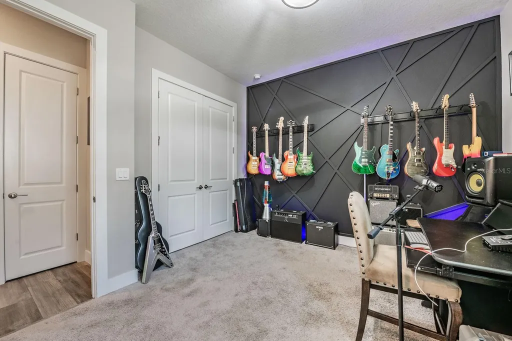 10470 Purple Thistle Way San Antonio FL 33576