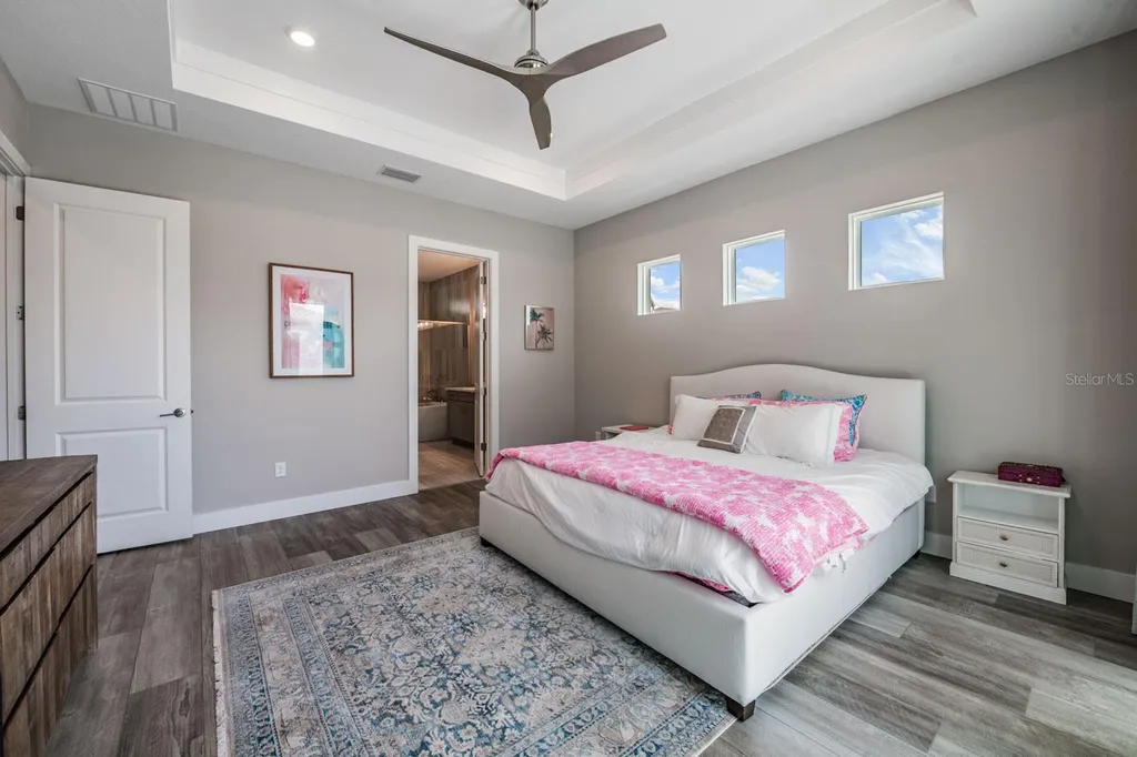 10470 Purple Thistle Way San Antonio FL 33576