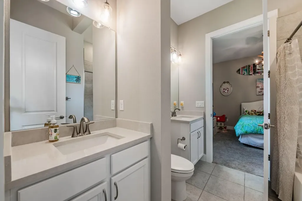 10470 Purple Thistle Way San Antonio FL 33576