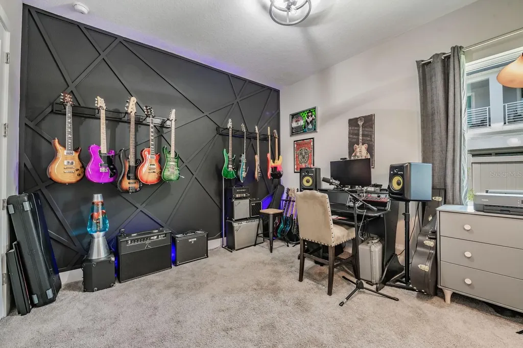 10470 Purple Thistle Way San Antonio FL 33576