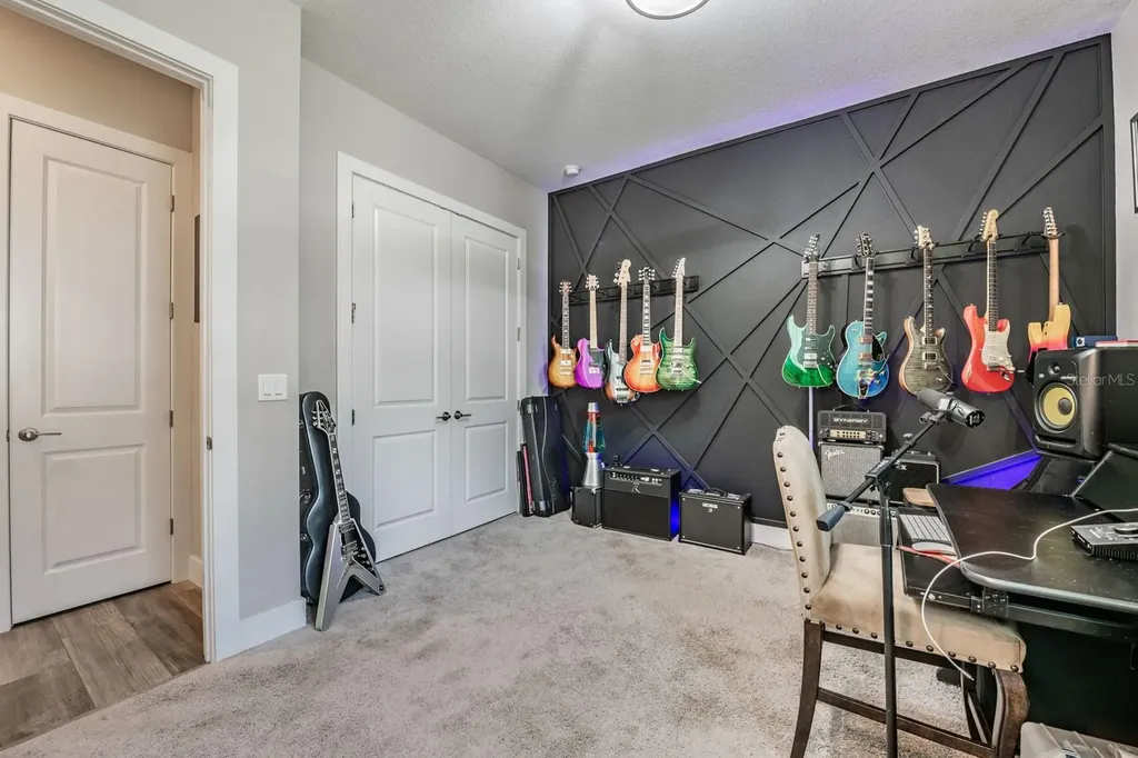 10470 Purple Thistle Way San Antonio FL 33576