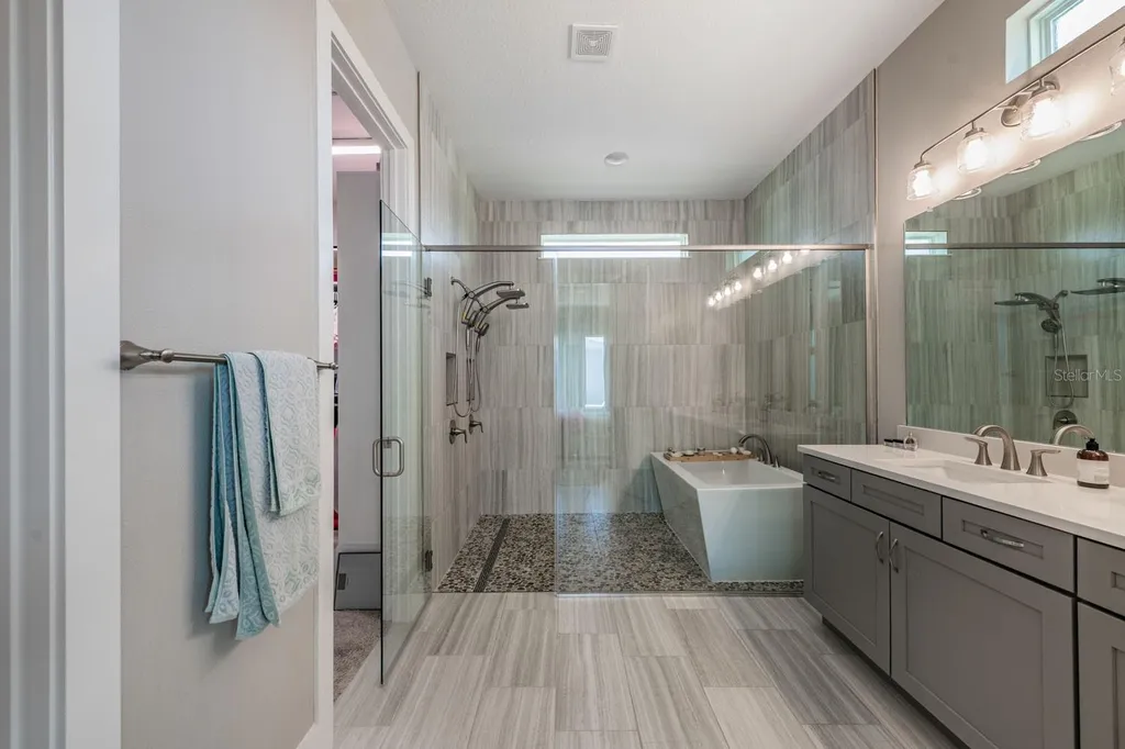 10470 Purple Thistle Way San Antonio FL 33576