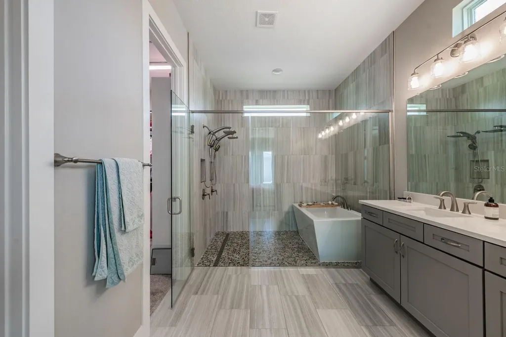 10470 Purple Thistle Way San Antonio FL 33576