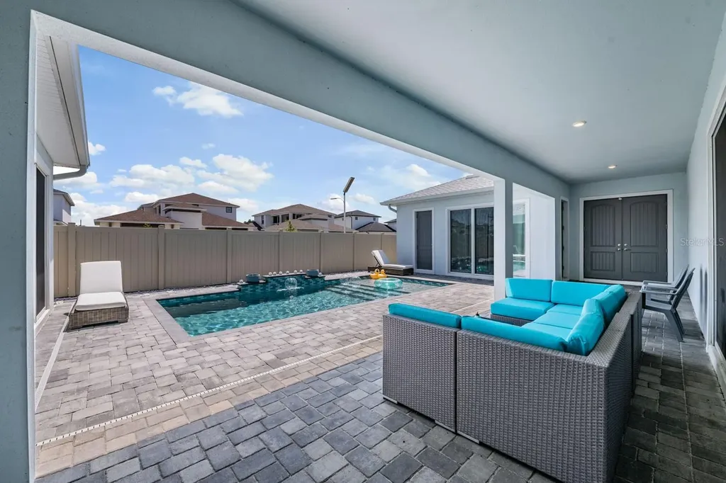 10470 Purple Thistle Way San Antonio FL 33576
