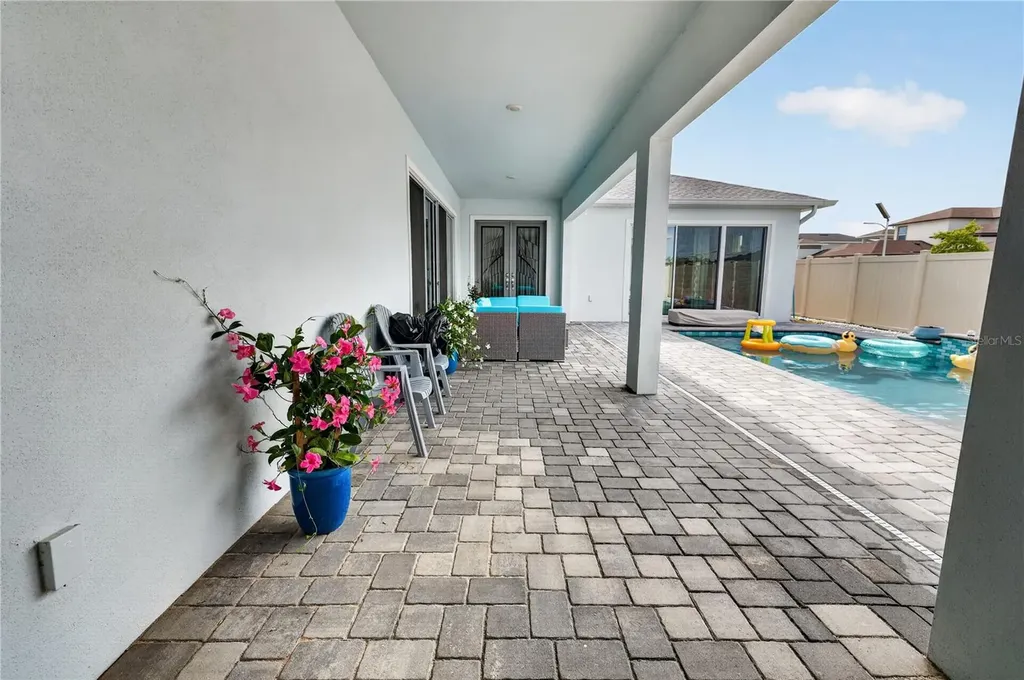 10470 Purple Thistle Way San Antonio FL 33576