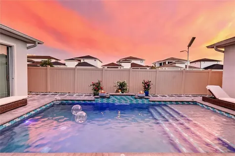 10470 Purple Thistle Way San Antonio FL 33576