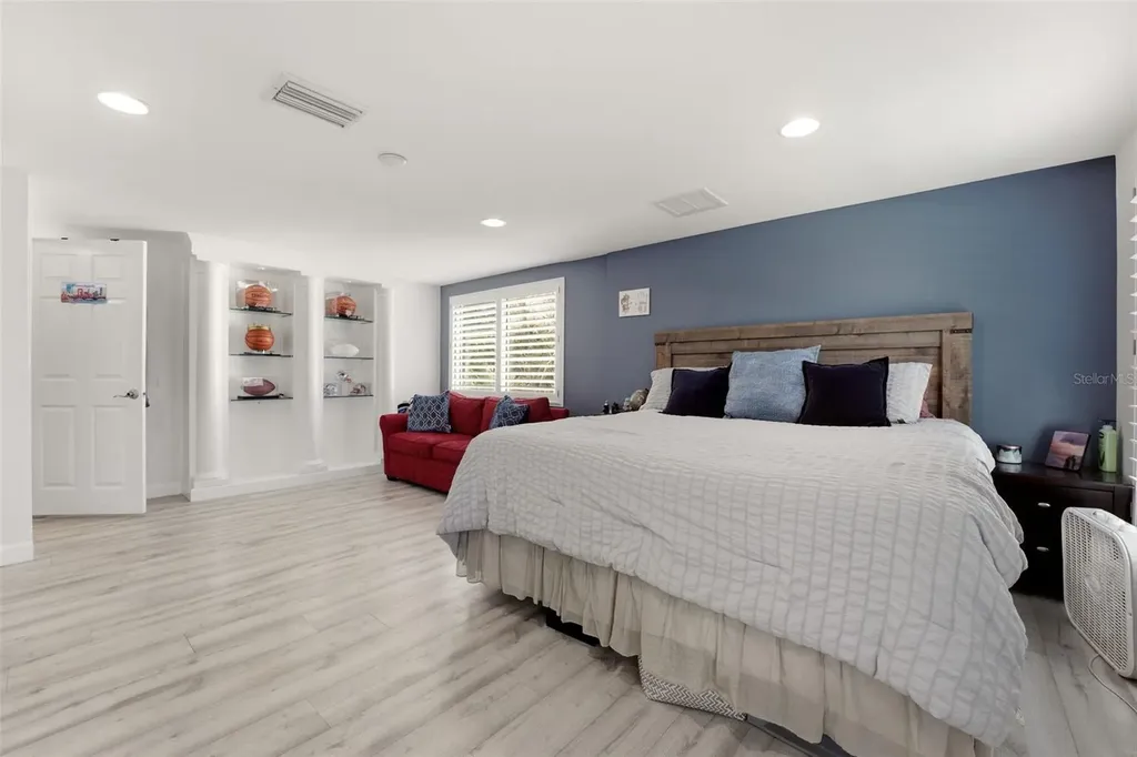 765 Siesta Key Circle Sarasota FL 34242