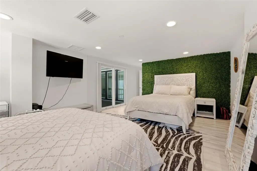 765 Siesta Key Circle Sarasota FL 34242
