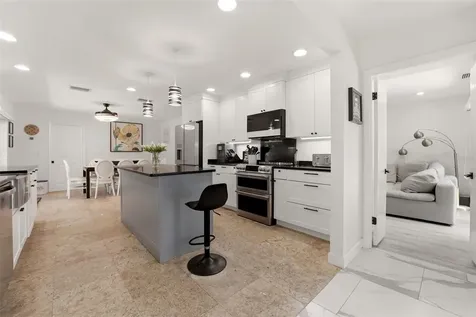 765 Siesta Key Circle Sarasota FL 34242