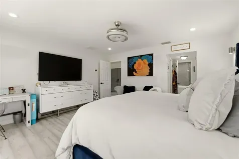 765 Siesta Key Circle Sarasota FL 34242