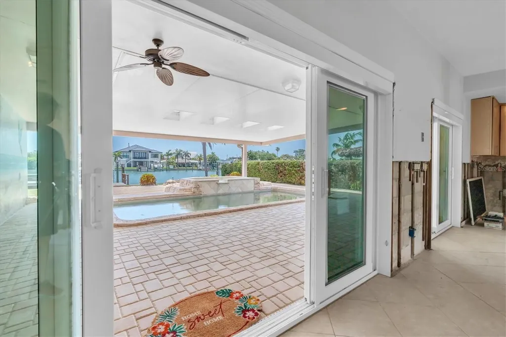 11870 6th Street E Treasure Island FL 33706