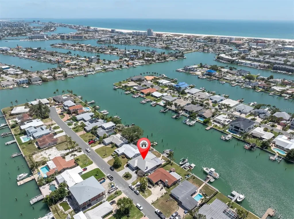 11870 6th Street E Treasure Island FL 33706