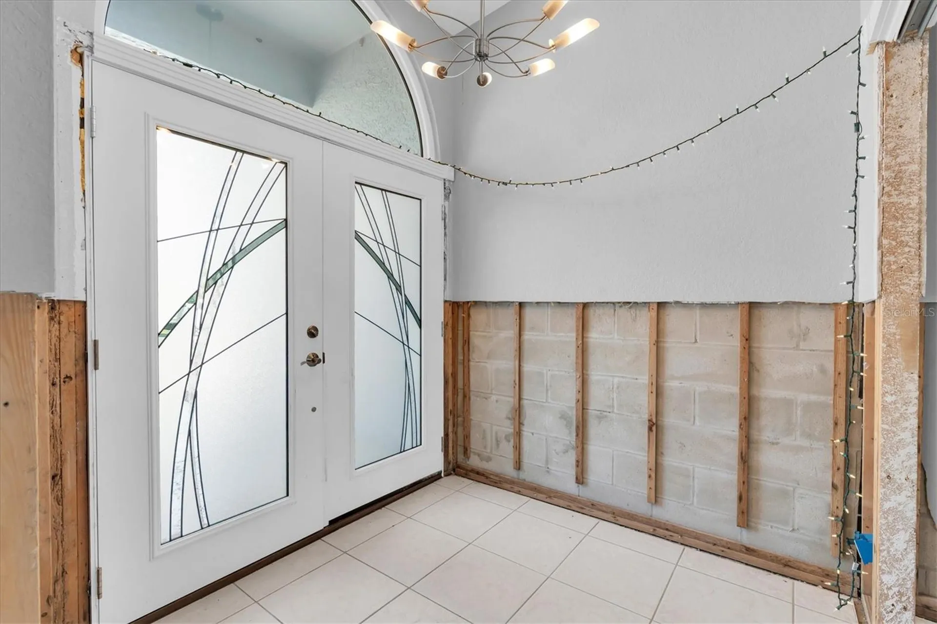 11870 6th Street E Treasure Island FL 33706