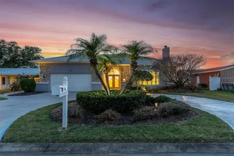 11870 6th Street E Treasure Island FL 33706