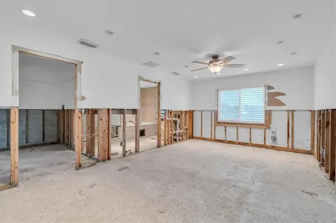 11870 6th Street E Treasure Island FL 33706
