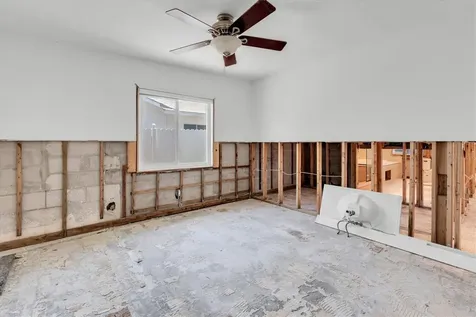 11870 6th Street E Treasure Island FL 33706