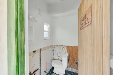 11870 6th Street E Treasure Island FL 33706