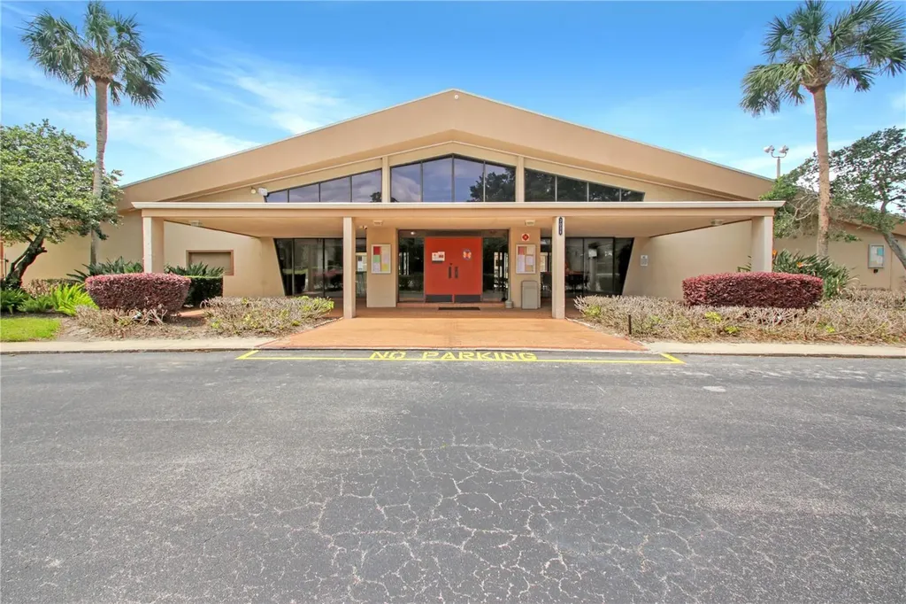 2960 S Semoran Boulevard Orlando FL 32822