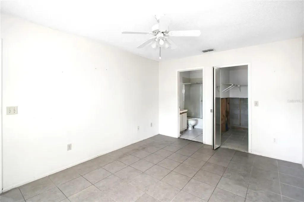 2960 S Semoran Boulevard Orlando FL 32822