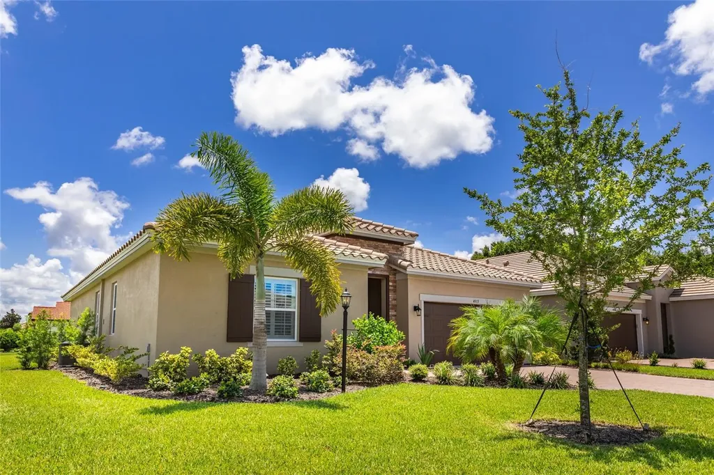 4919 Tobermory Way Bradenton FL 34211