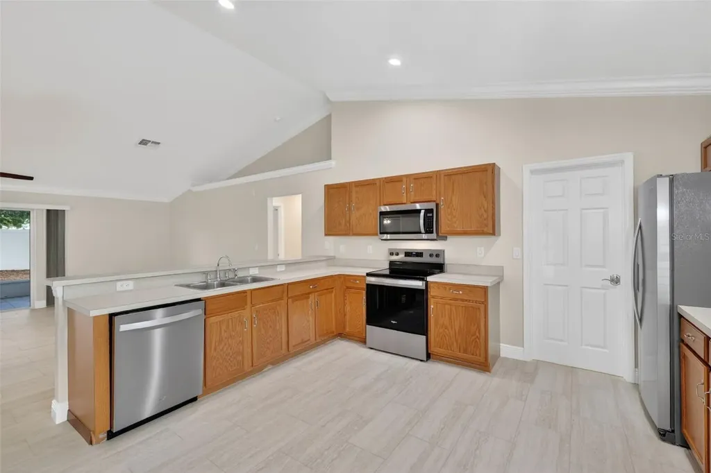 2294 Knollwood Drive Leesburg FL 34748
