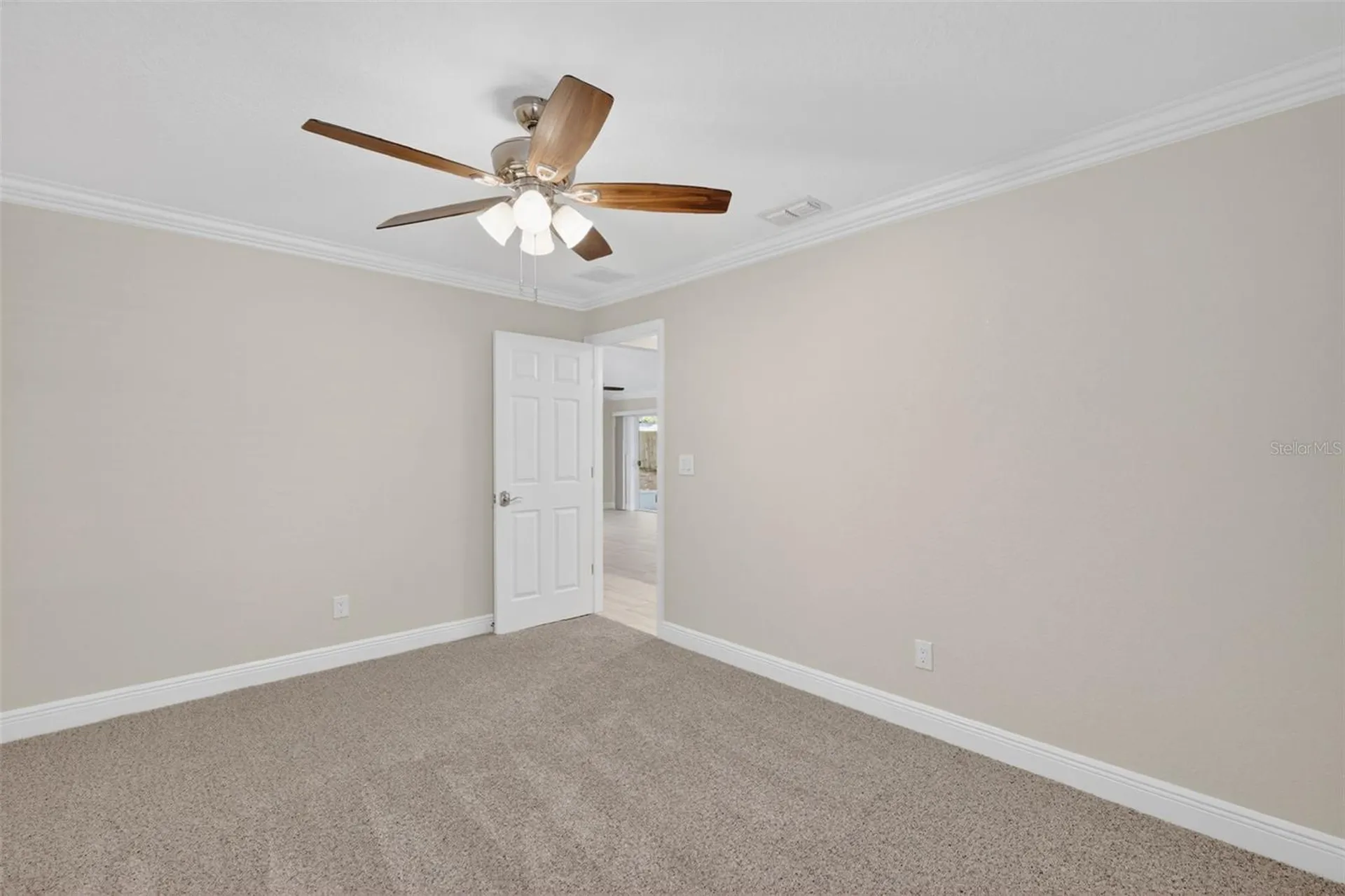 2294 Knollwood Drive Leesburg FL 34748