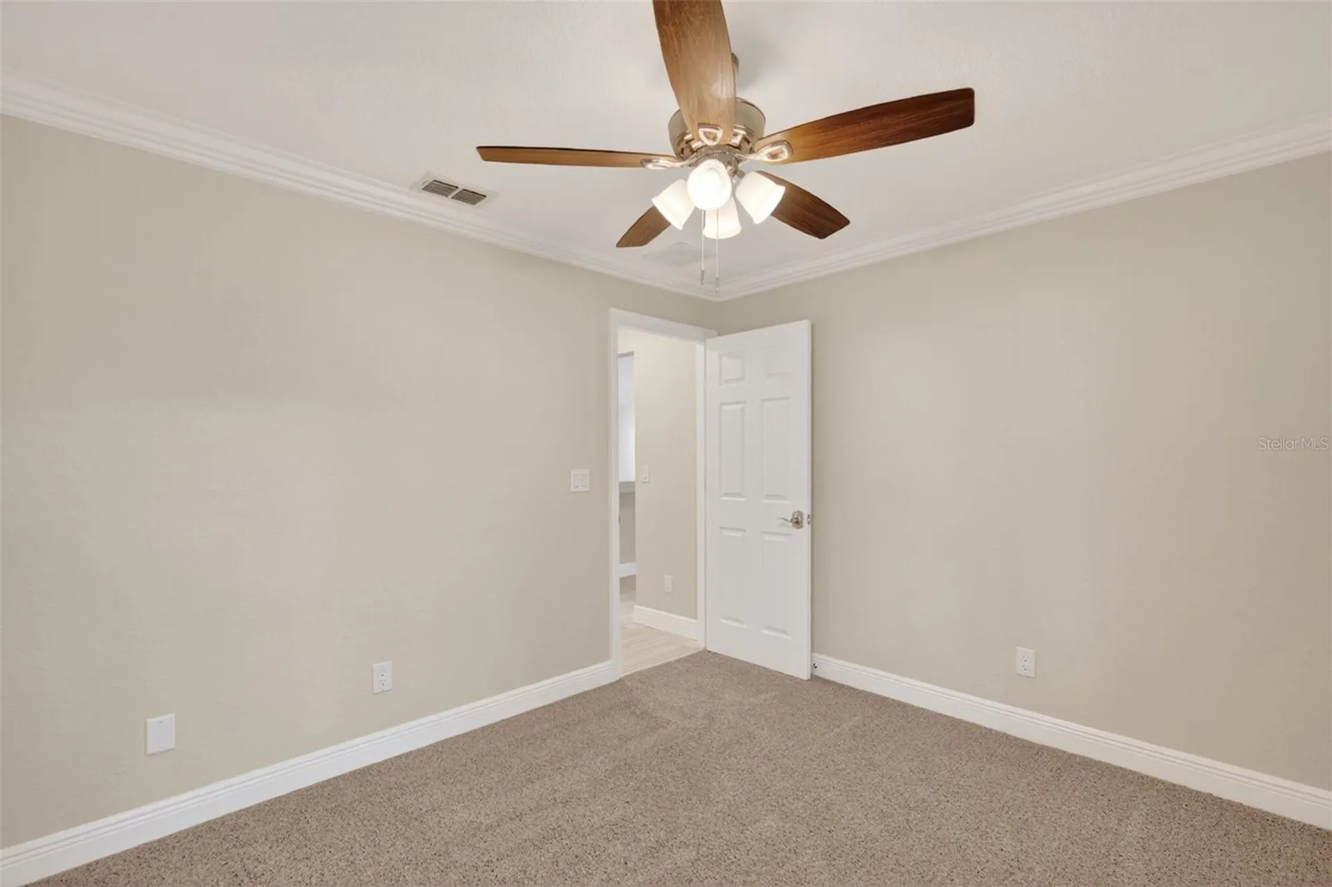2294 Knollwood Drive Leesburg FL 34748