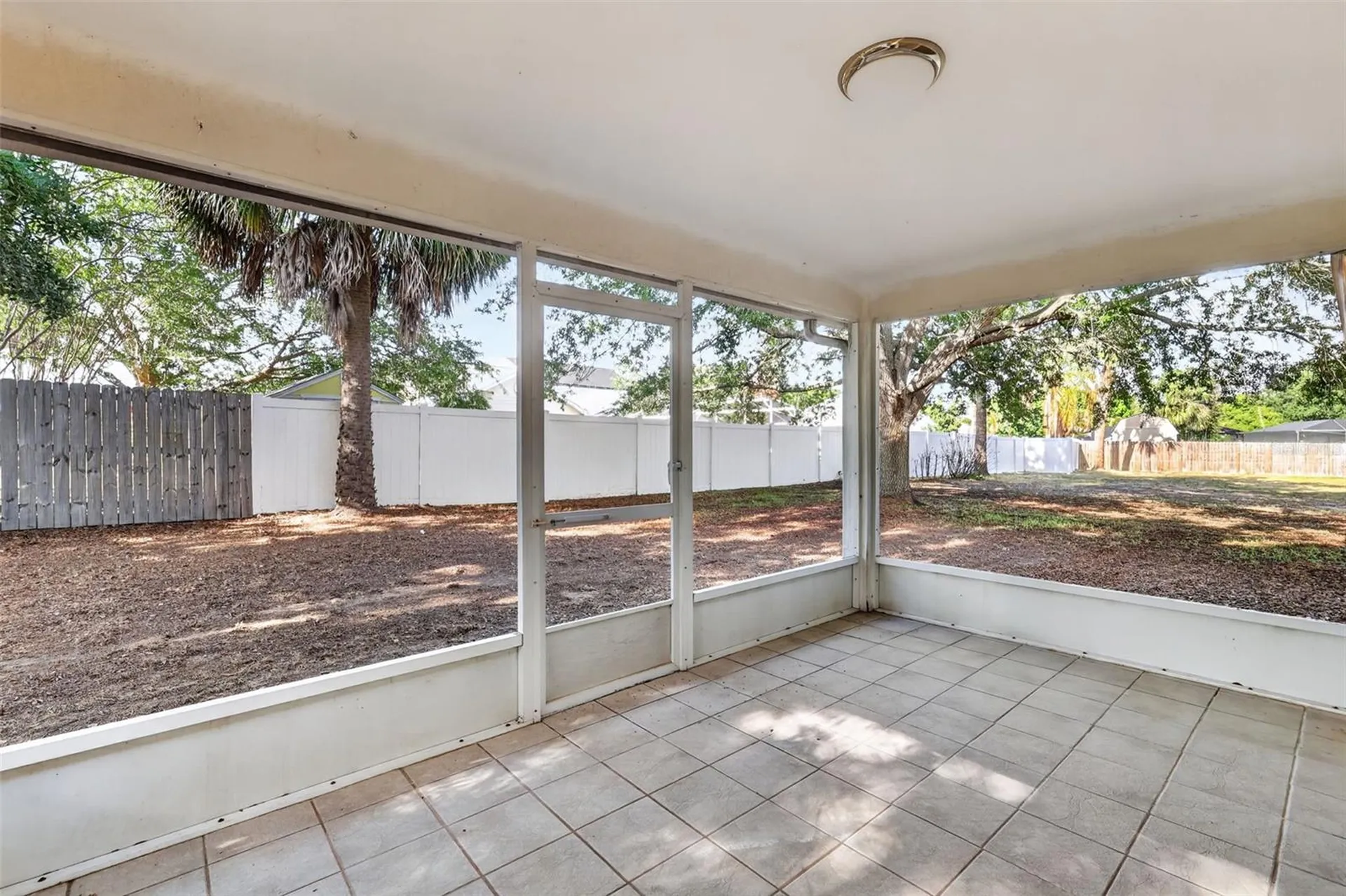 2294 Knollwood Drive Leesburg FL 34748