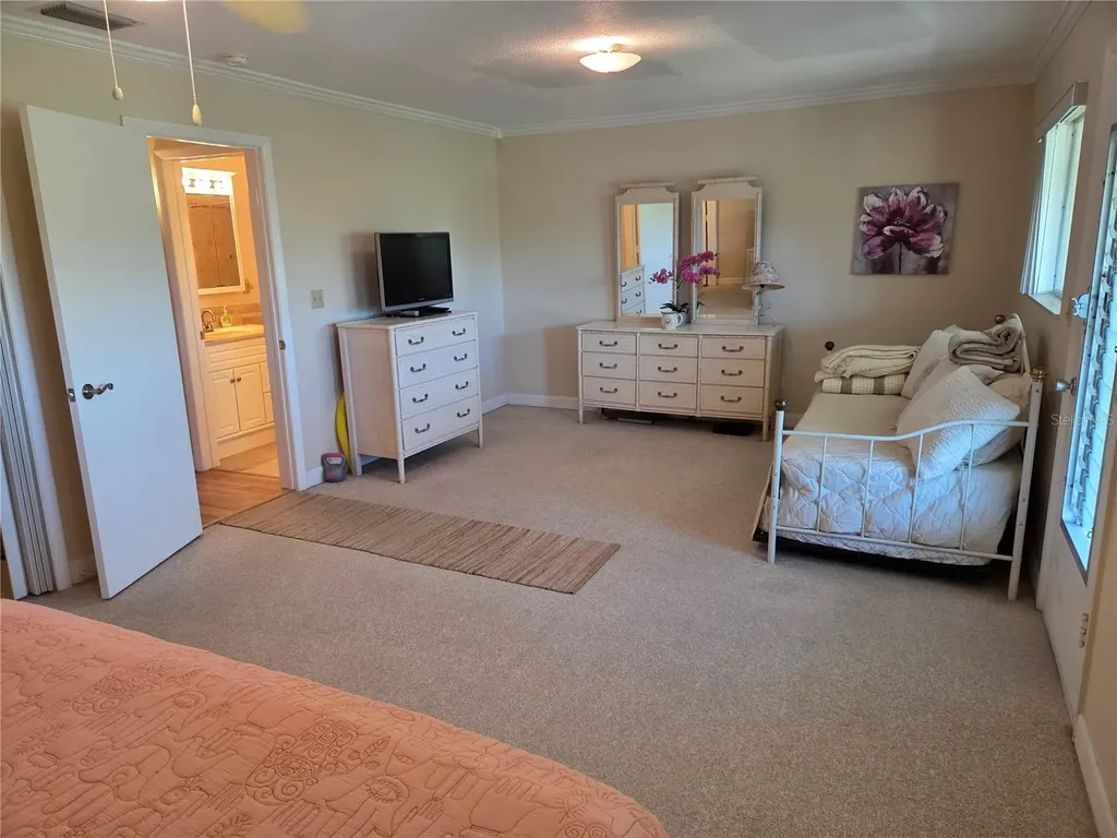 11225 82nd Avenue Seminole FL 33772