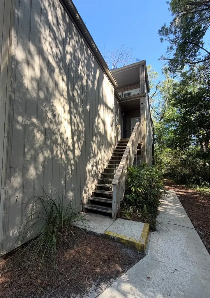 211 Crown Oaks Way Longwood FL 32779