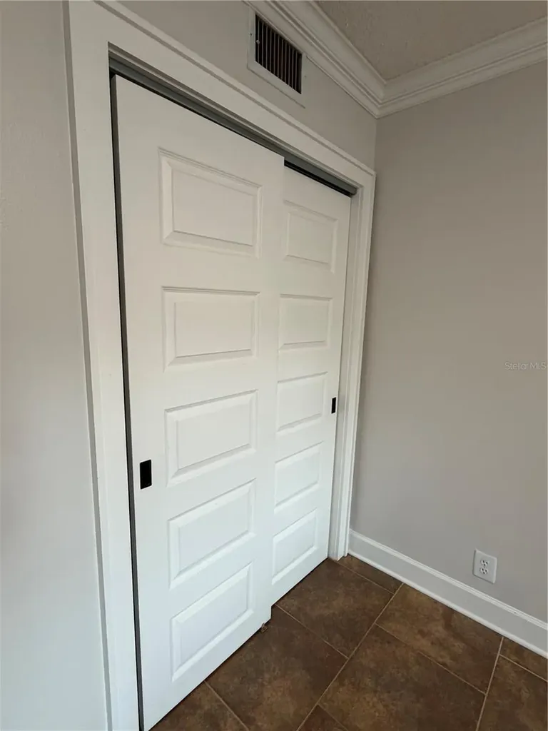 211 Crown Oaks Way Longwood FL 32779