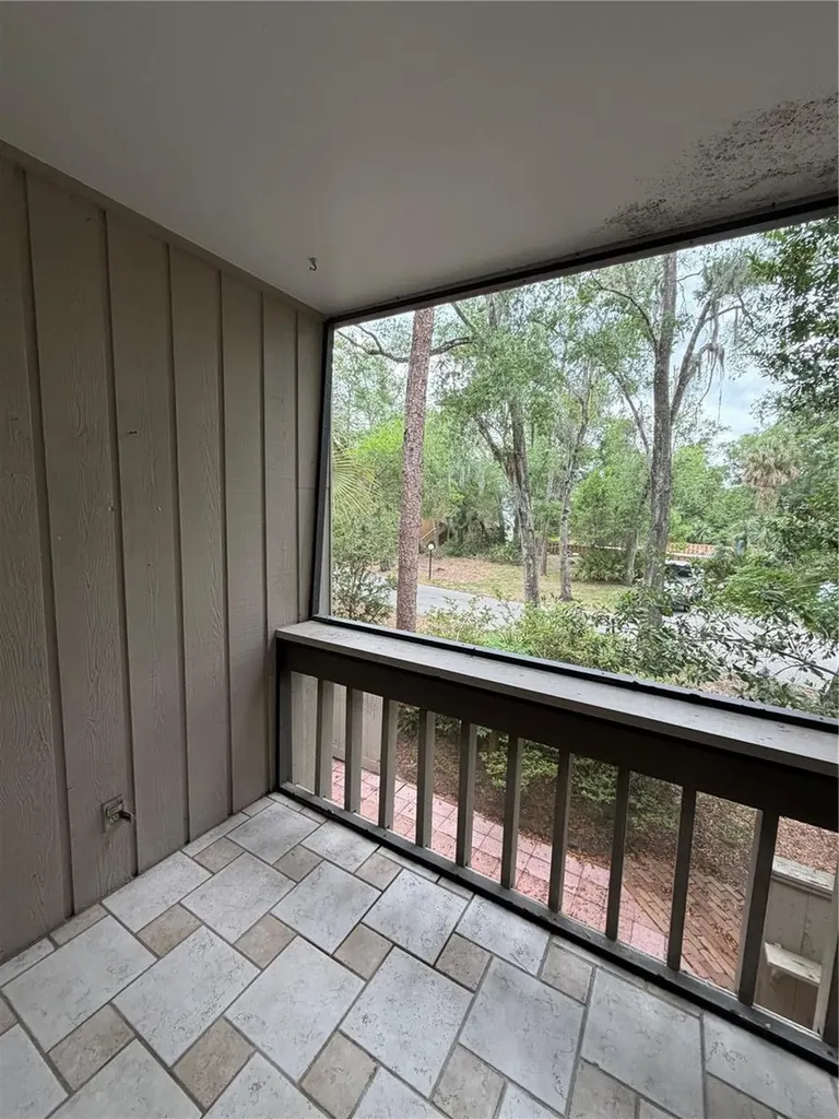211 Crown Oaks Way Longwood FL 32779