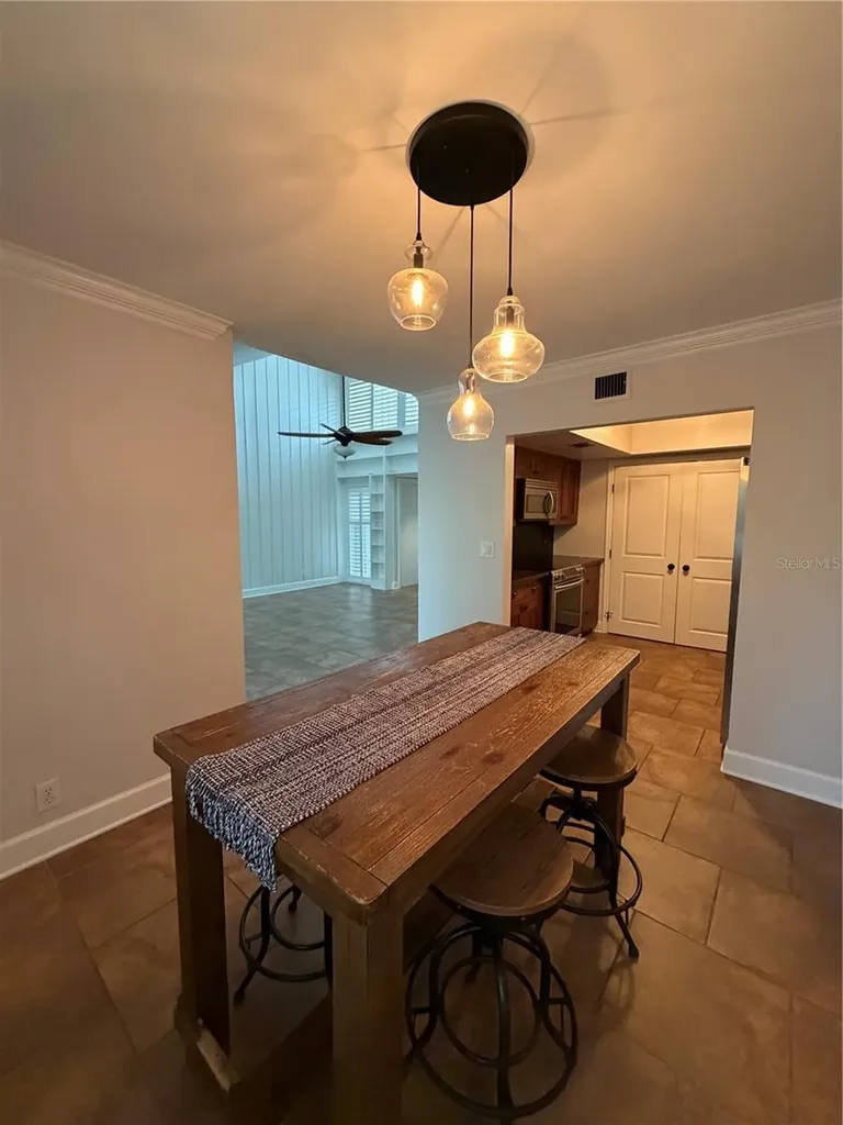 211 Crown Oaks Way Longwood FL 32779